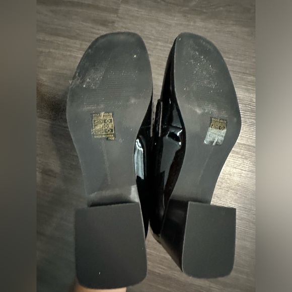 Excellent condition worn once size 8, loafer synthetic leather - Picture 3 of 3